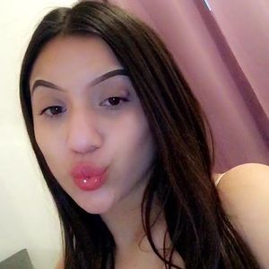 Meet your Posher, Alize